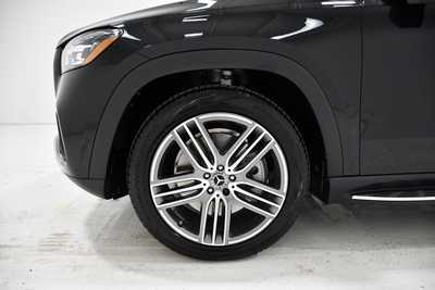 2025 Mercedes-Benz GLS-Class, $98615. Photo 5