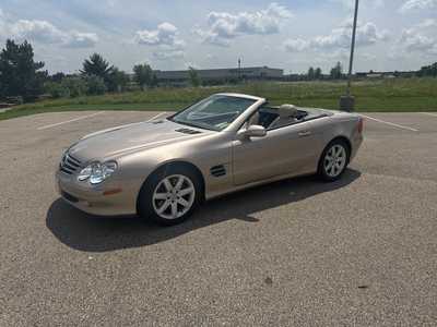 2003 Mercedes-Benz SL-Class, $19995. Photo 6
