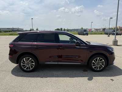 2020 Lincoln Corsair, $26995. Photo 5
