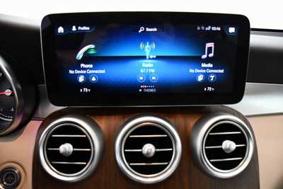 2022 Mercedes-Benz GLC-Class, $36995. Photo 11