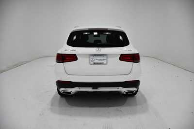 2022 Mercedes-Benz GLC-Class, $36995. Photo 4