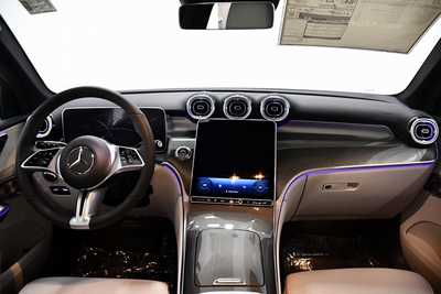 2025 Mercedes-Benz GLC-Class, $68550. Photo 7