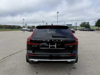 2023 Volvo XC60, $40995. Photo 3