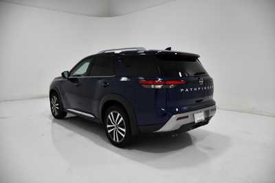 2022 Nissan Pathfinder, $31495. Photo 3