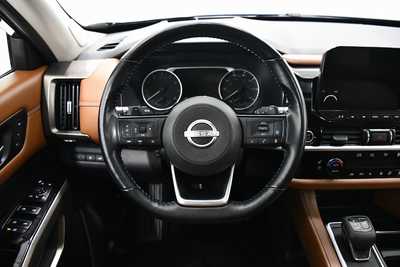 2022 Nissan Pathfinder, $31495. Photo 8