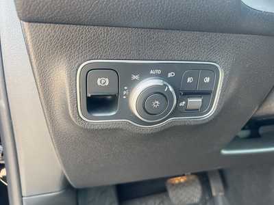 2025 Mercedes-Benz GLB-Class, $42995. Photo 11