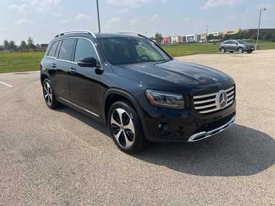 2025 Mercedes-Benz GLB-Class, $42995. Photo 3