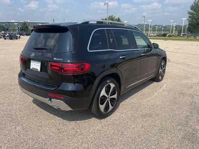 2025 Mercedes-Benz GLB-Class, $42995. Photo 5
