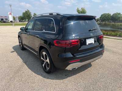 2025 Mercedes-Benz GLB-Class, $42995. Photo 7