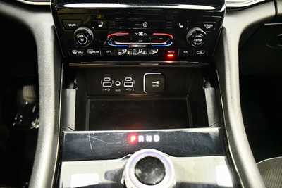 2023 Jeep Grand Cherokee L, $28495. Photo 12
