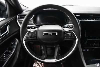 2023 Jeep Grand Cherokee L, $28495. Photo 8