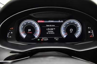 2022 Audi Q7, $35695. Photo 10