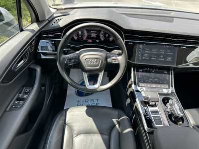 2022 Audi Q7, $37995. Photo 4