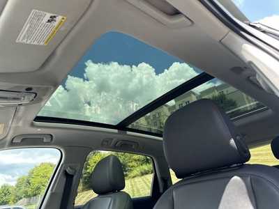 2022 Audi Q7, $37995. Photo 5