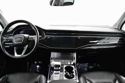2022 Audi Q7, $35695. Photo 7