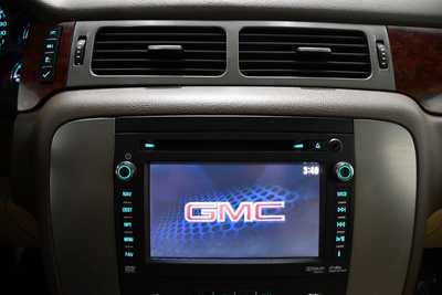 2013 GMC Yukon XL, $12995. Photo 11
