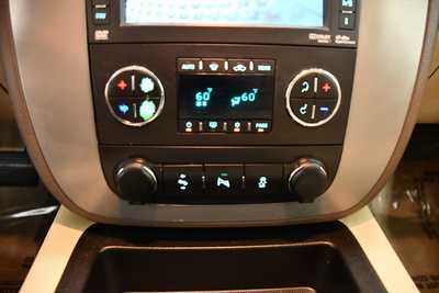2013 GMC Yukon XL, $12995. Photo 12