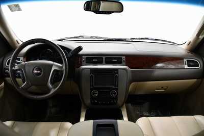 2013 GMC Yukon XL, $12995. Photo 7