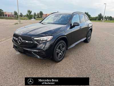 2025 Mercedes-Benz GLC-Class, $49995. Photo 1