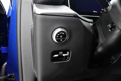 2025 Mercedes-Benz GLC-Class, $47495. Photo 9