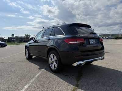 2018 Mercedes-Benz GLC-Class, $22995. Photo 2