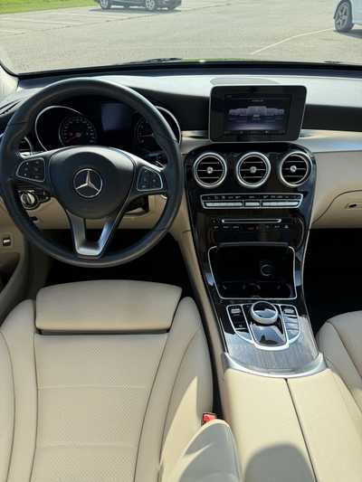 2018 Mercedes-Benz GLC-Class, $22995. Photo 5