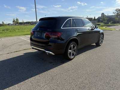 2020 Mercedes-Benz GLC-Class, $21500. Photo 4
