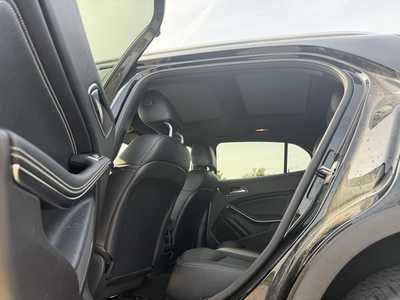 2019 Mercedes-Benz GLA-Class, $16995. Photo 9