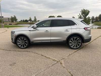 2020 Lincoln Nautilus, $22995. Photo 8