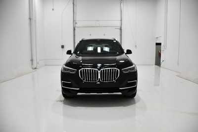 2022 BMW X5, $45995. Photo 2