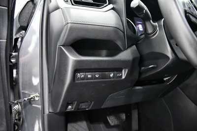 2021 Toyota RAV4, $25995. Photo 9