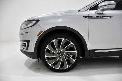 2020 Lincoln Nautilus, $21495. Photo 6