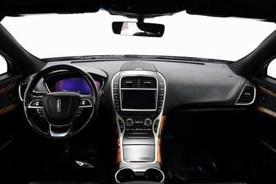 2020 Lincoln Nautilus, $21495. Photo 7