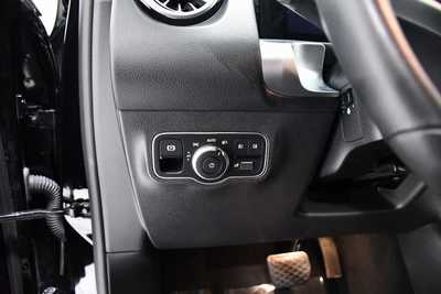 2025 Mercedes-Benz GLB-Class, $41695. Photo 9