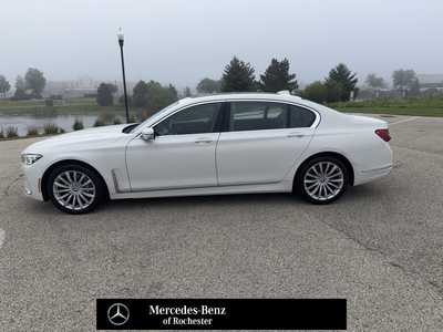 2022 BMW 7 Series, $48995. Photo 1