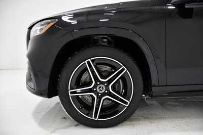 2026 Mercedes-Benz GLS-Class, $105700. Photo 6