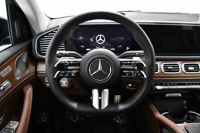 2026 Mercedes-Benz GLS-Class, $105700. Photo 8