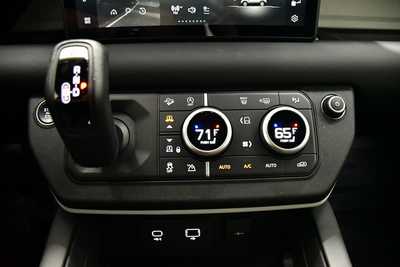 2024 Land Rover Defender, $62995. Photo 12
