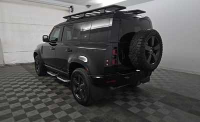 2024 Land Rover Defender, $66458. Photo 2