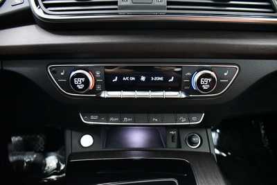 2023 Audi Q5, $31995. Photo 12