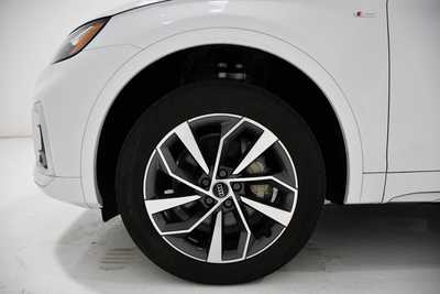 2023 Audi Q5, $31995. Photo 6