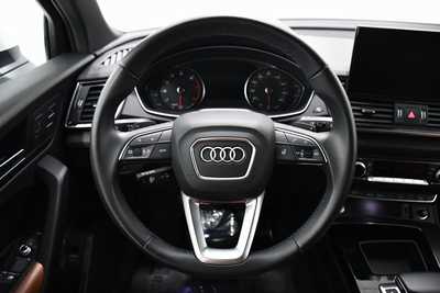 2023 Audi Q5, $31995. Photo 8