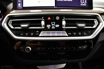 2022 BMW X3, $31995. Photo 12
