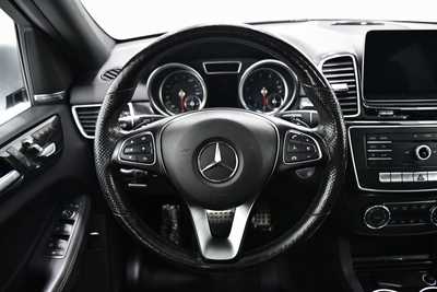 2019 Mercedes-Benz GLE-Class, $19495. Photo 8