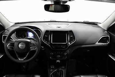 2022 Jeep Cherokee, $20995. Photo 7