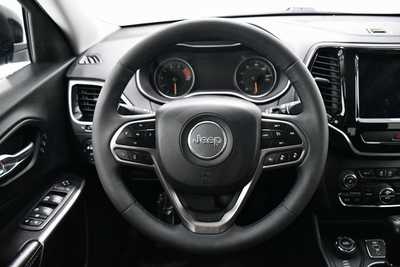 2022 Jeep Cherokee, $20995. Photo 8