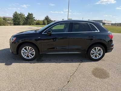 2022 Audi Q3, $29995. Photo 3