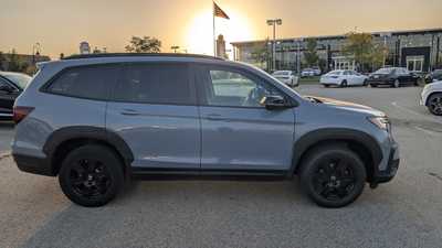 2022 Honda Pilot, $35495. Photo 4