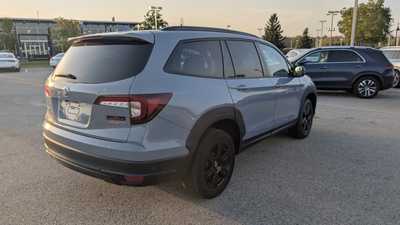 2022 Honda Pilot, $35495. Photo 5