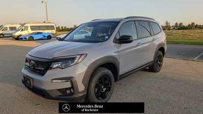 2022 Honda Pilot, $35495. Photo 1